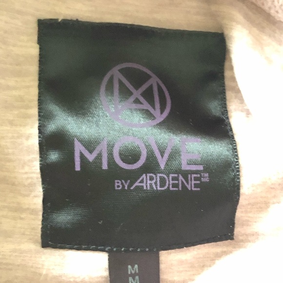 *MOVE* active top - Picture 4 of 4